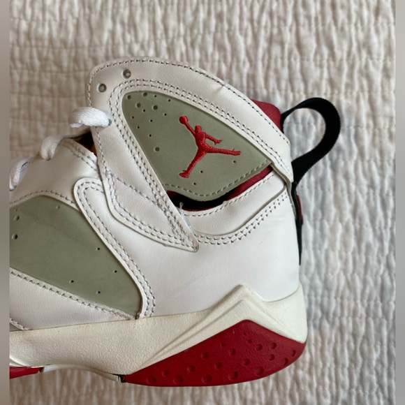 EUC Air Jordan 7 Retro 2015 “Hare” (304774-125) Size 6.5Y/ woman’s size 7.5 - Picture 13 of 14